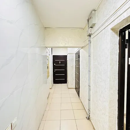 Квартира Для Большой Семьи Almaty Exterior photo